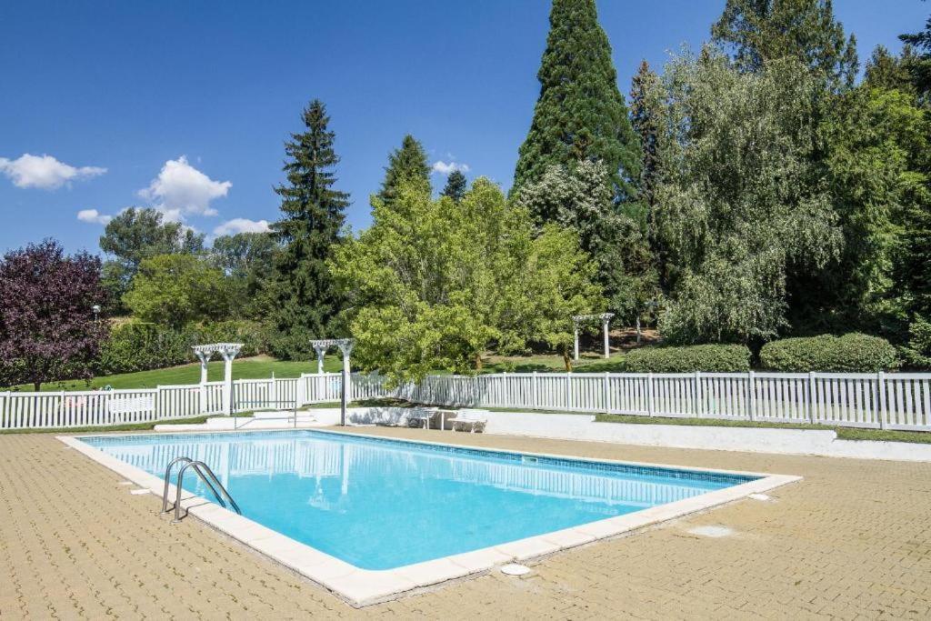 Cerdanya En Familia Montana Park Apartment Enveitg Екстериор снимка