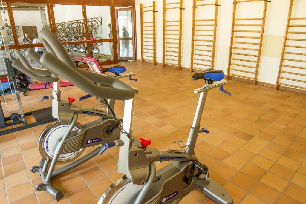 Cerdanya En Familia Montana Park Apartment Enveitg Екстериор снимка