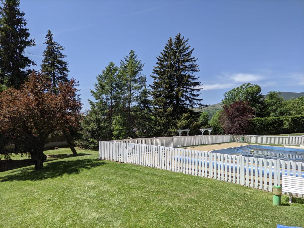 Cerdanya En Familia Montana Park Apartment Enveitg Екстериор снимка